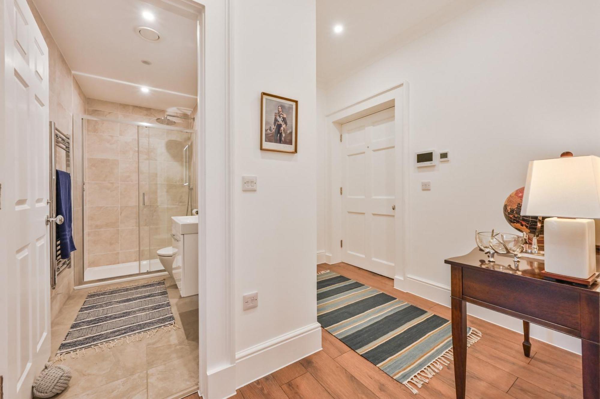 9 Admiralty House Stunning Luxury Apartment With Free Parking بلايموث المظهر الخارجي الصورة
